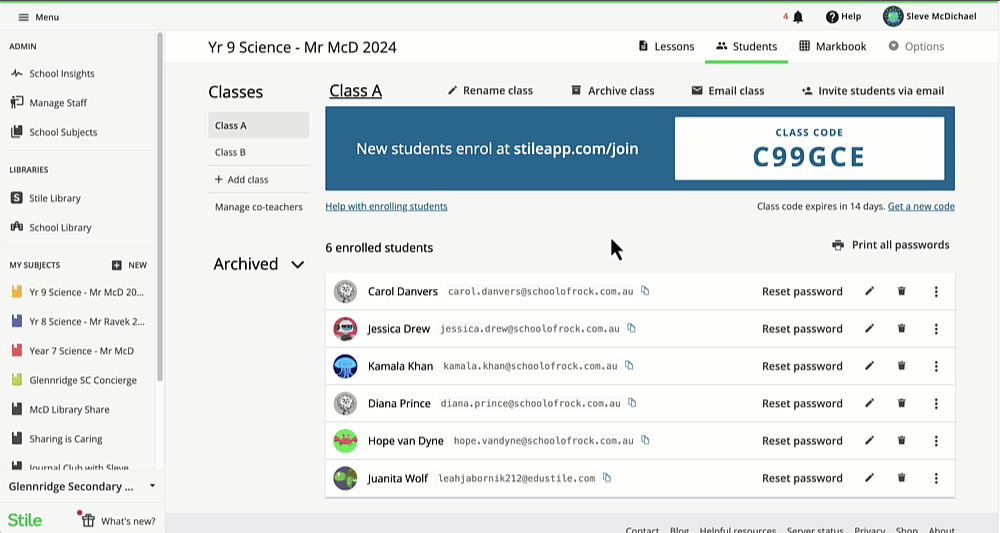 MoveStudent.gif